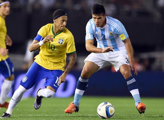 世预赛阿根廷1-2巴西